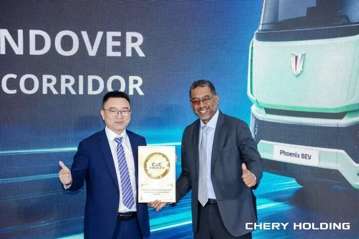 Joint Truck (Chery) C&C corridor first customer vehicle handover ceremony